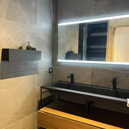 Apartamento Le Flocon Luxury With Jacuzzi